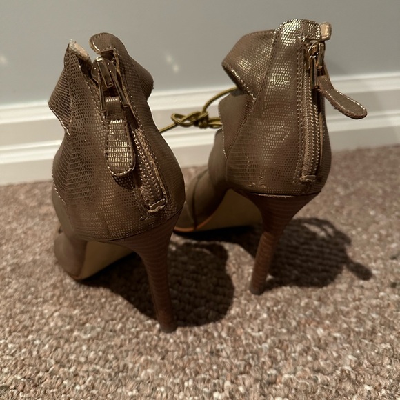 Guess Sandal Heels - Picture 3 of 5